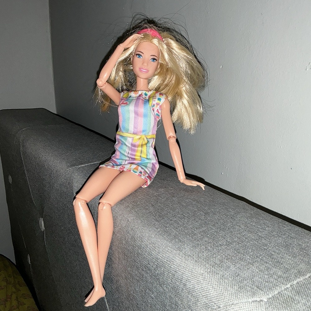 Blonde BARBIE Pink Headband ARTICULATED Doll OLIVIA Ice Cream Dress